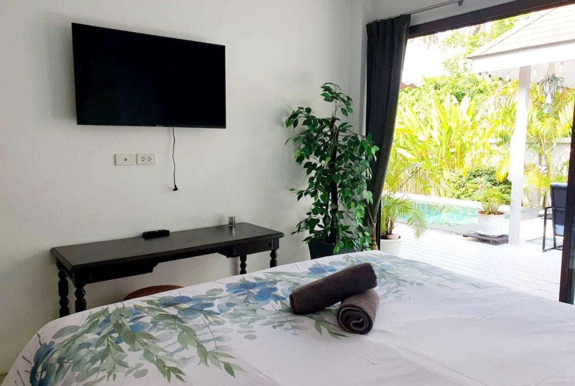 À VENDRE : ADORABLE VILLA TROPICALE, HUA THANON PROCHE PLAGE