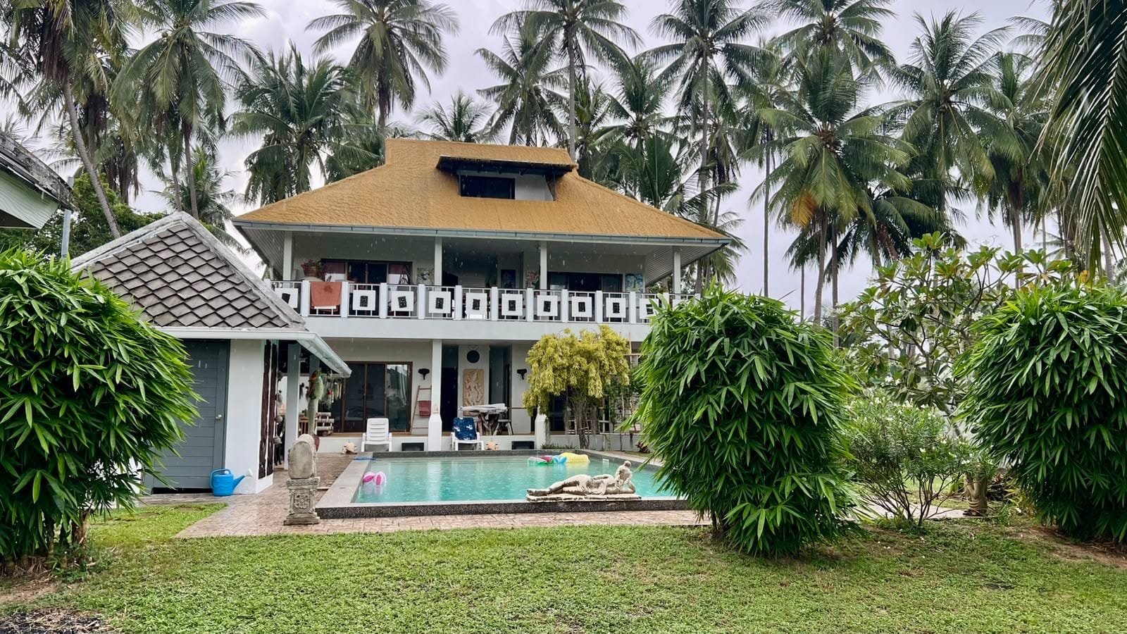 À VENDRE : VILLA DE CHARME À 30M DE LA PLAGE – BANG KAO