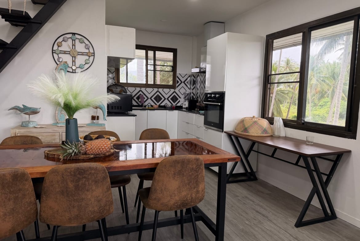 À VENDRE : VILLA DE CHARME À 30M DE LA PLAGE – BANG KAO