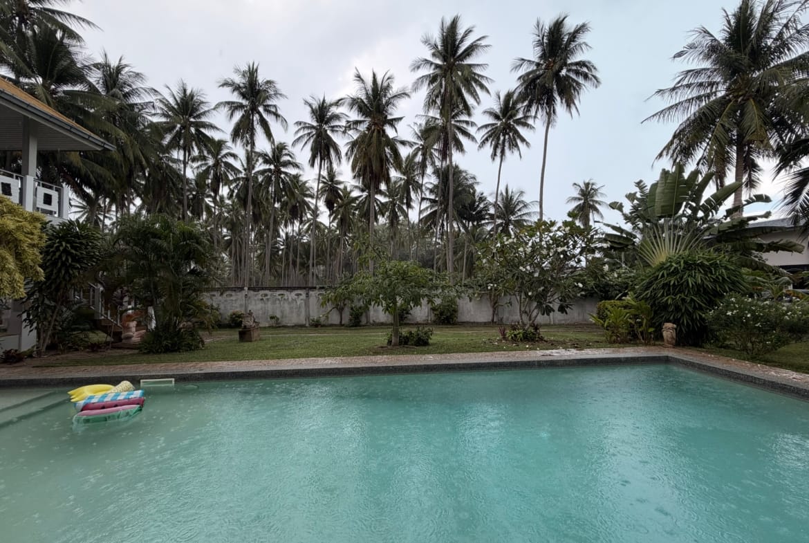 À VENDRE : VILLA DE CHARME À 30M DE LA PLAGE – BANG KAO
