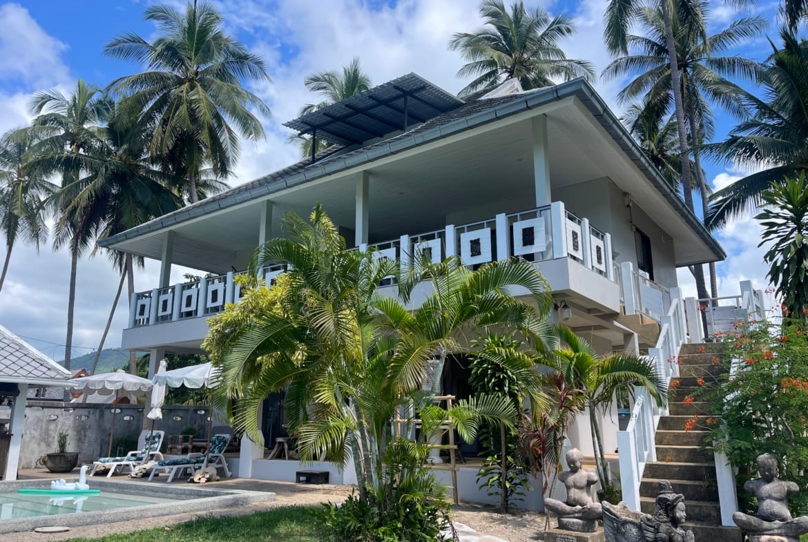 À VENDRE : VILLA DE CHARME À 30M DE LA PLAGE – BANG KAO