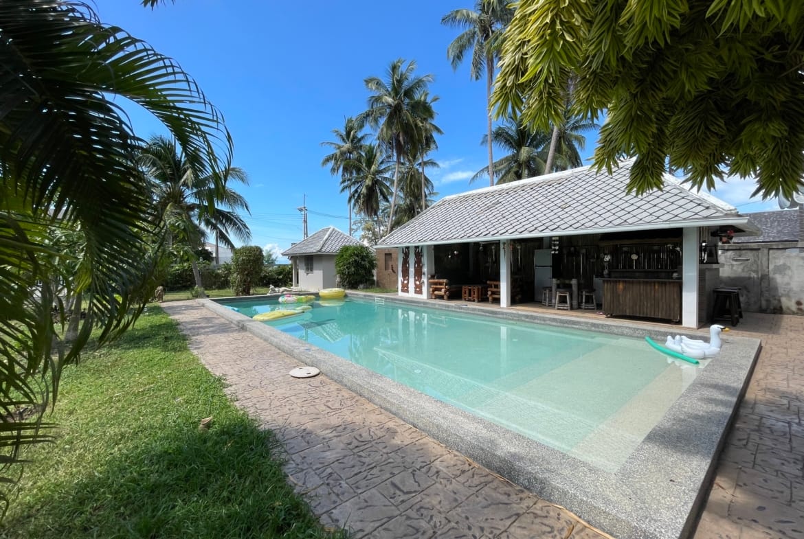 À VENDRE : VILLA DE CHARME À 30M DE LA PLAGE – BANG KAO