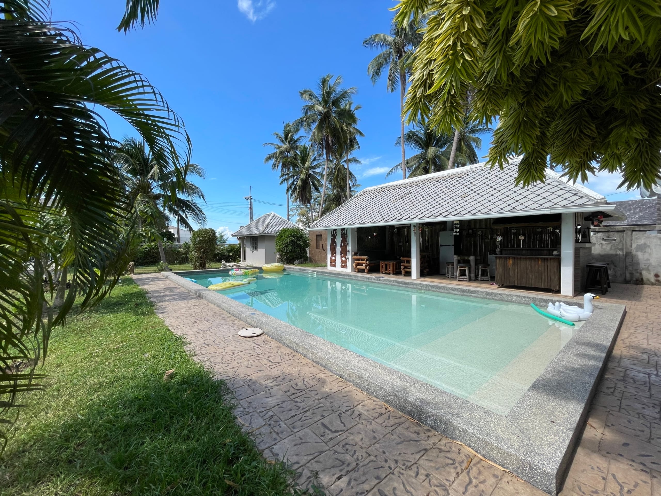 À VENDRE : VILLA DE CHARME À 30M DE LA PLAGE – BANG KAO