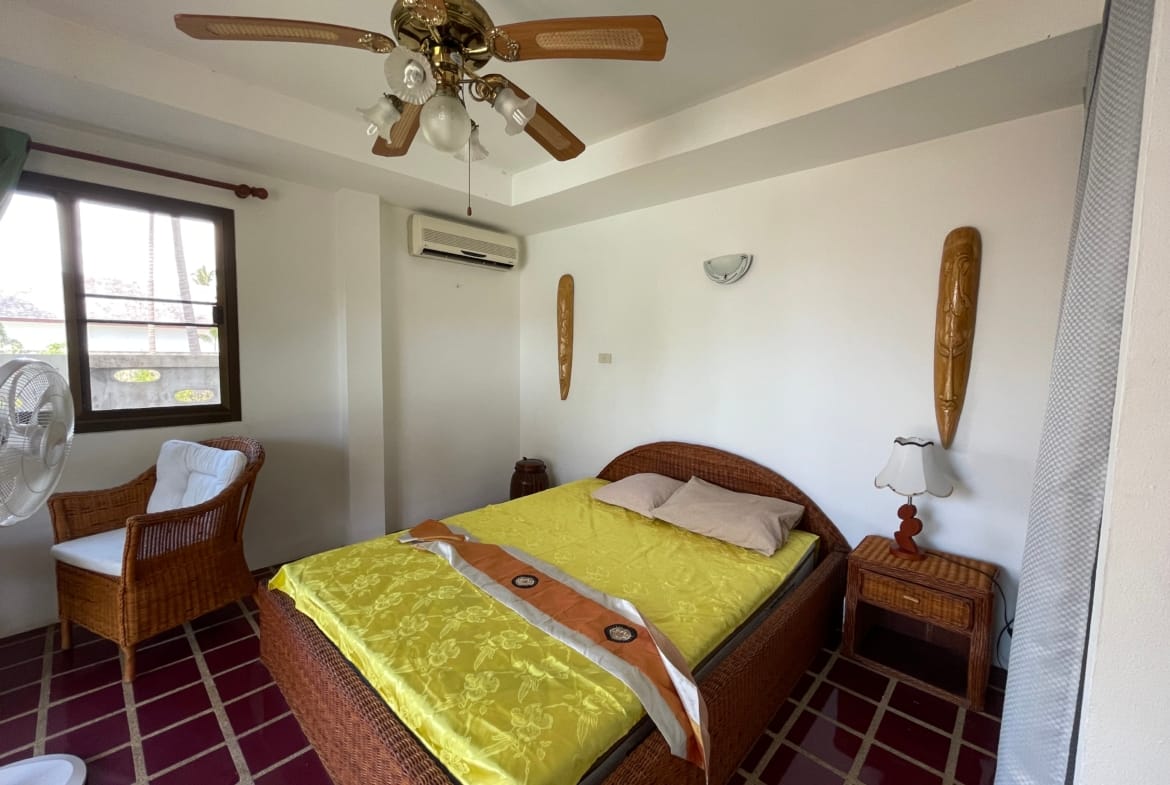 À VENDRE : VILLA DE CHARME À 30M DE LA PLAGE – BANG KAO