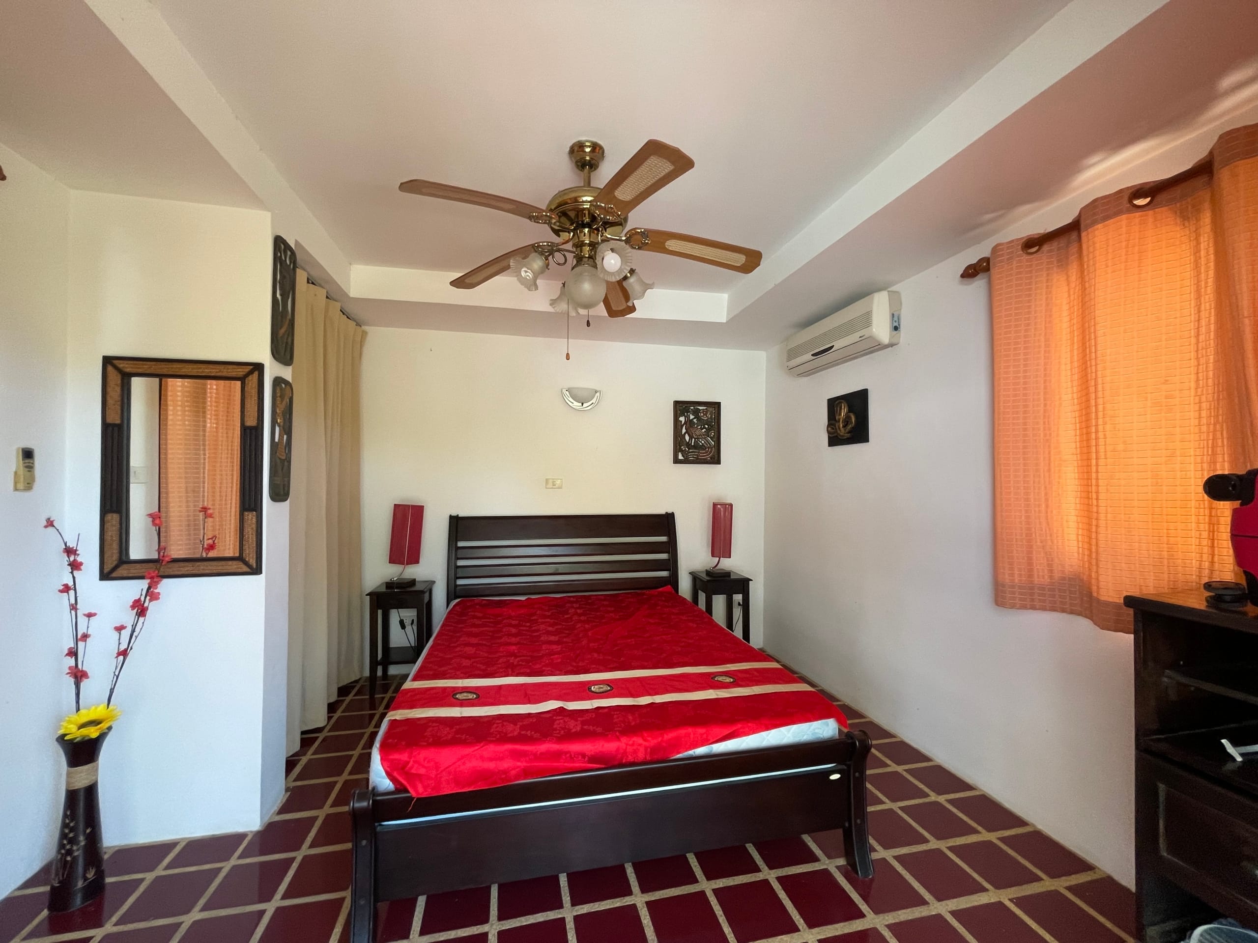À VENDRE : VILLA DE CHARME À 30M DE LA PLAGE – BANG KAO