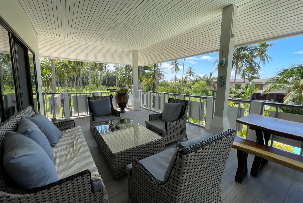 À VENDRE : VILLA DE CHARME À 30M DE LA PLAGE – BANG KAO