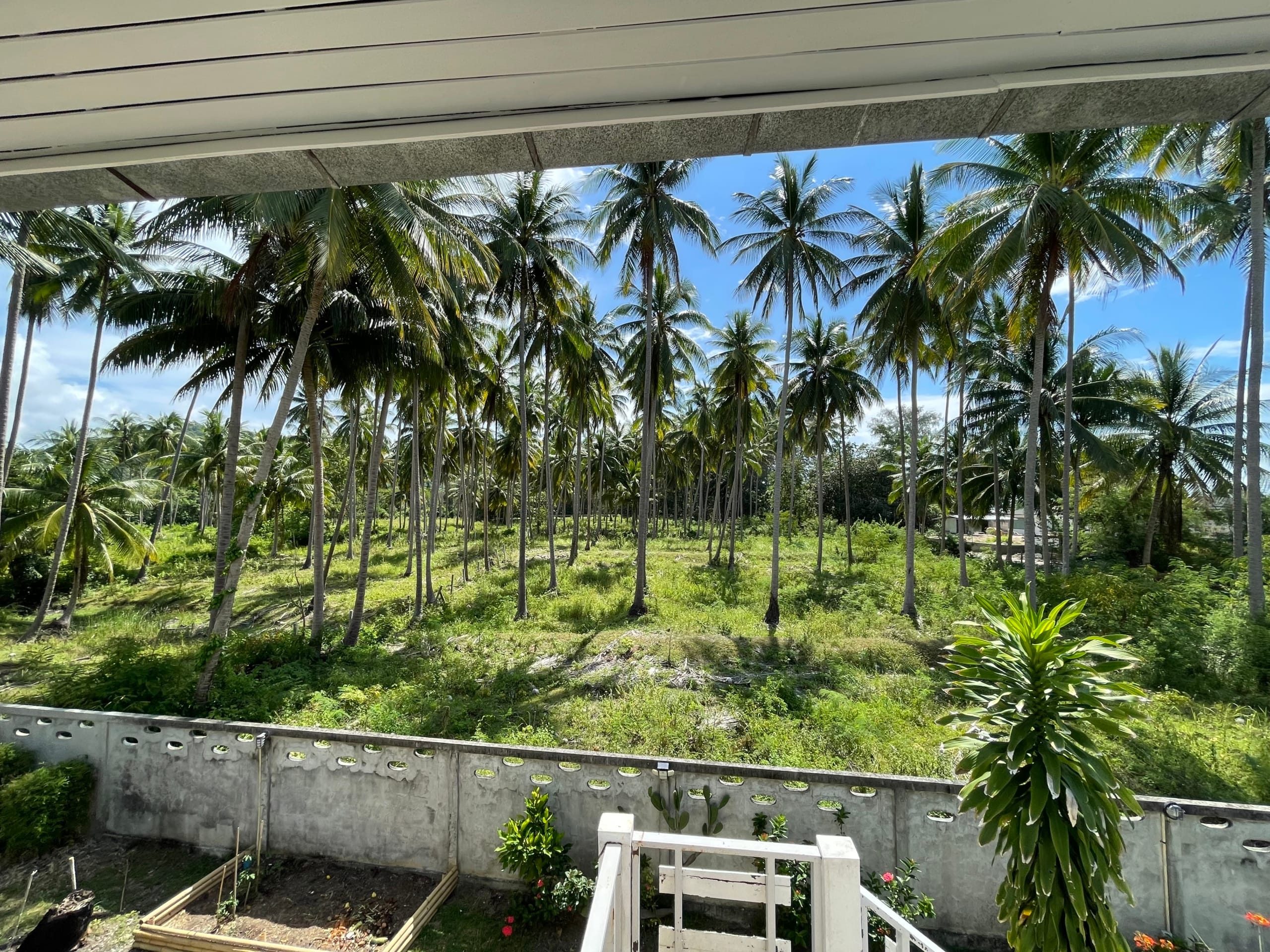 À VENDRE : VILLA DE CHARME À 30M DE LA PLAGE – BANG KAO