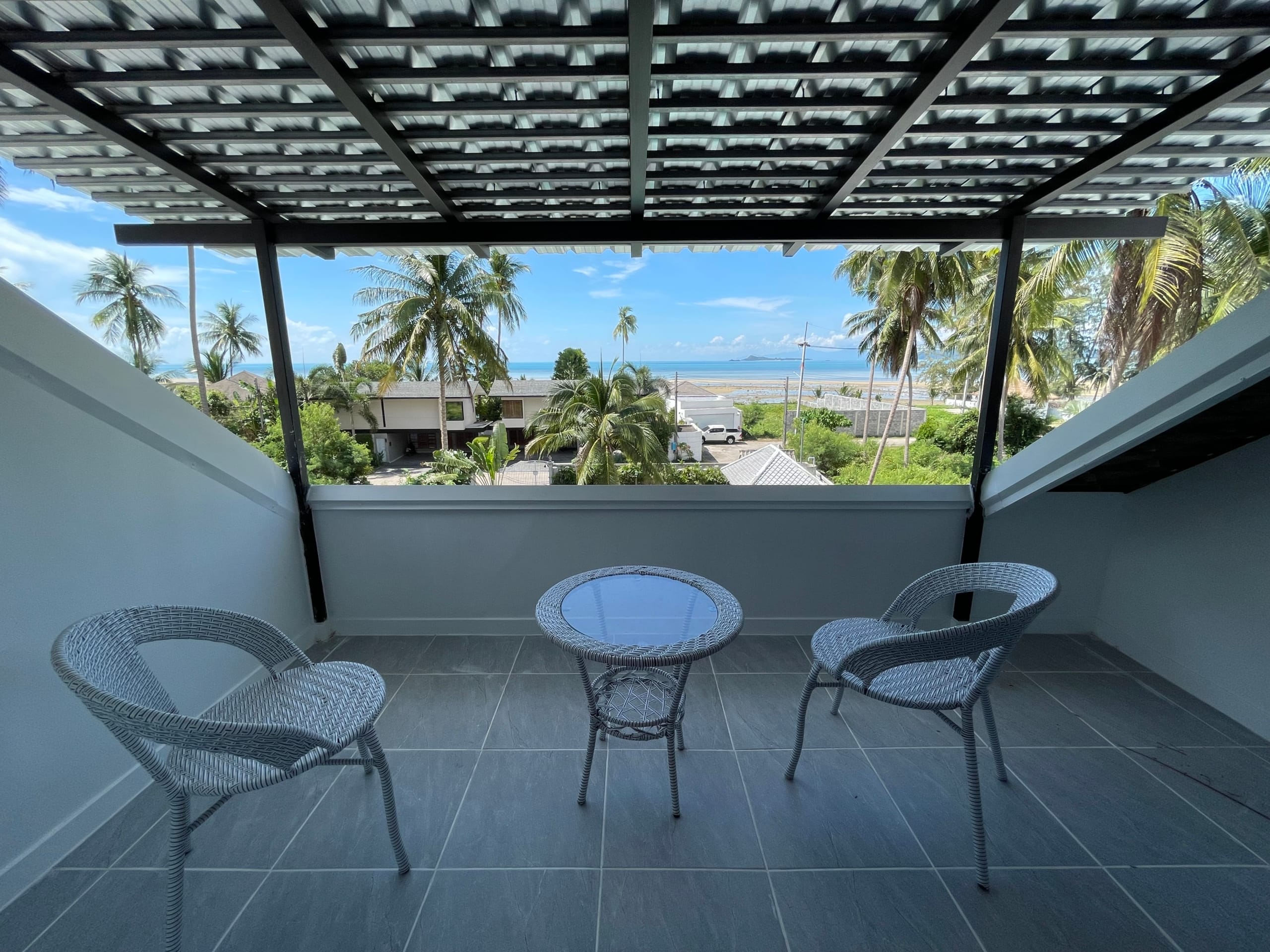 À VENDRE : VILLA DE CHARME À 30M DE LA PLAGE – BANG KAO