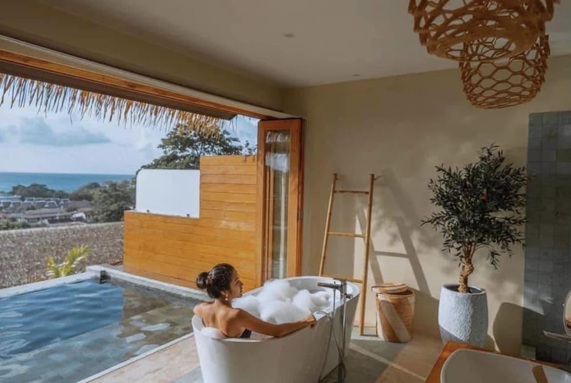 VILLA VUE MER 1 CH. AVEC PISCINE – LAMAI CENTER