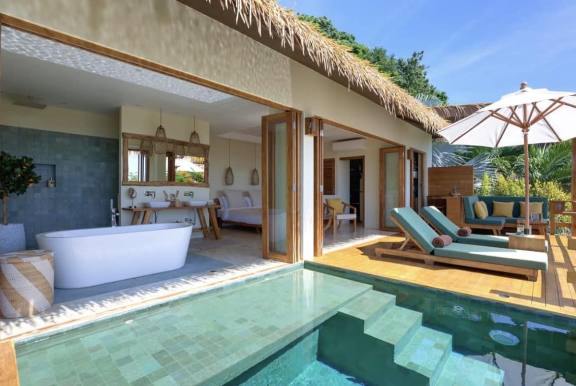 VILLA VUE MER 1 CH. AVEC PISCINE – LAMAI CENTER