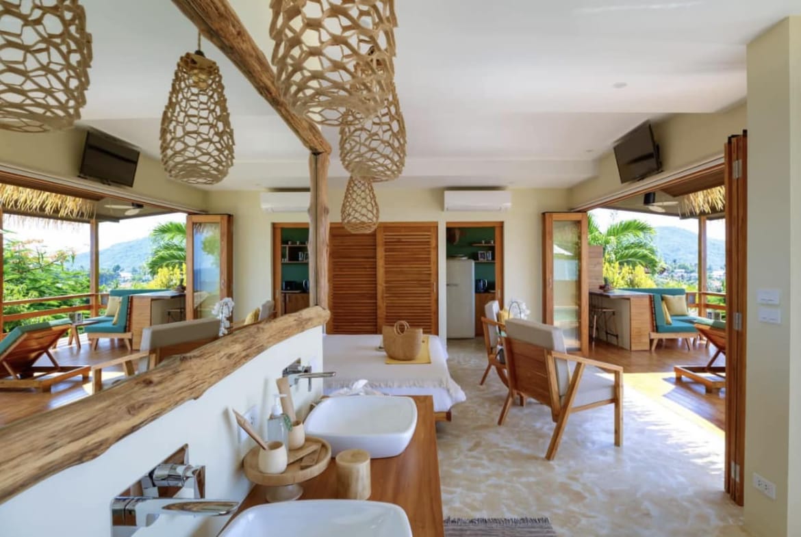 VILLA VUE MER 1 CH. AVEC PISCINE – LAMAI CENTER