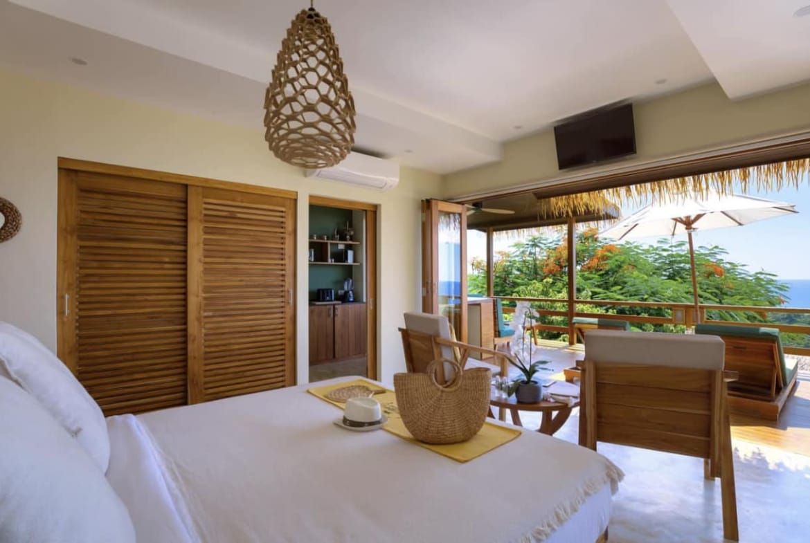 VILLA VUE MER 1 CH. AVEC PISCINE – LAMAI CENTER