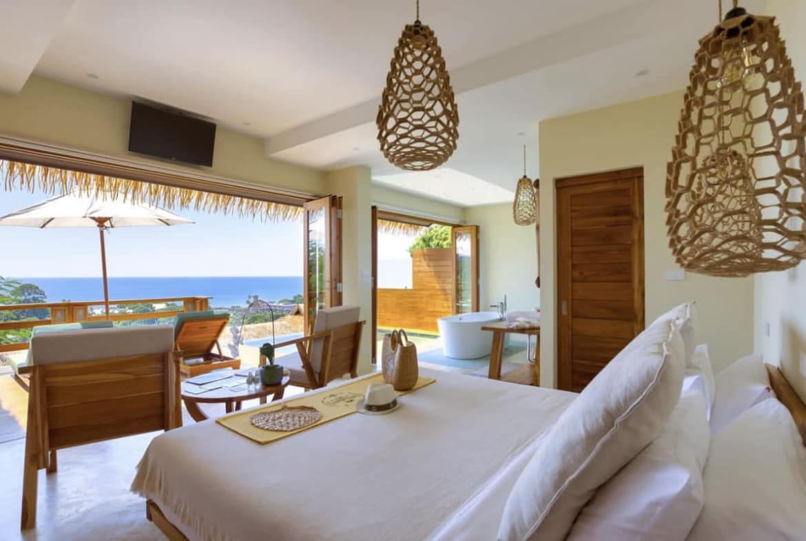 VILLA VUE MER 1 CH. AVEC PISCINE – LAMAI CENTER