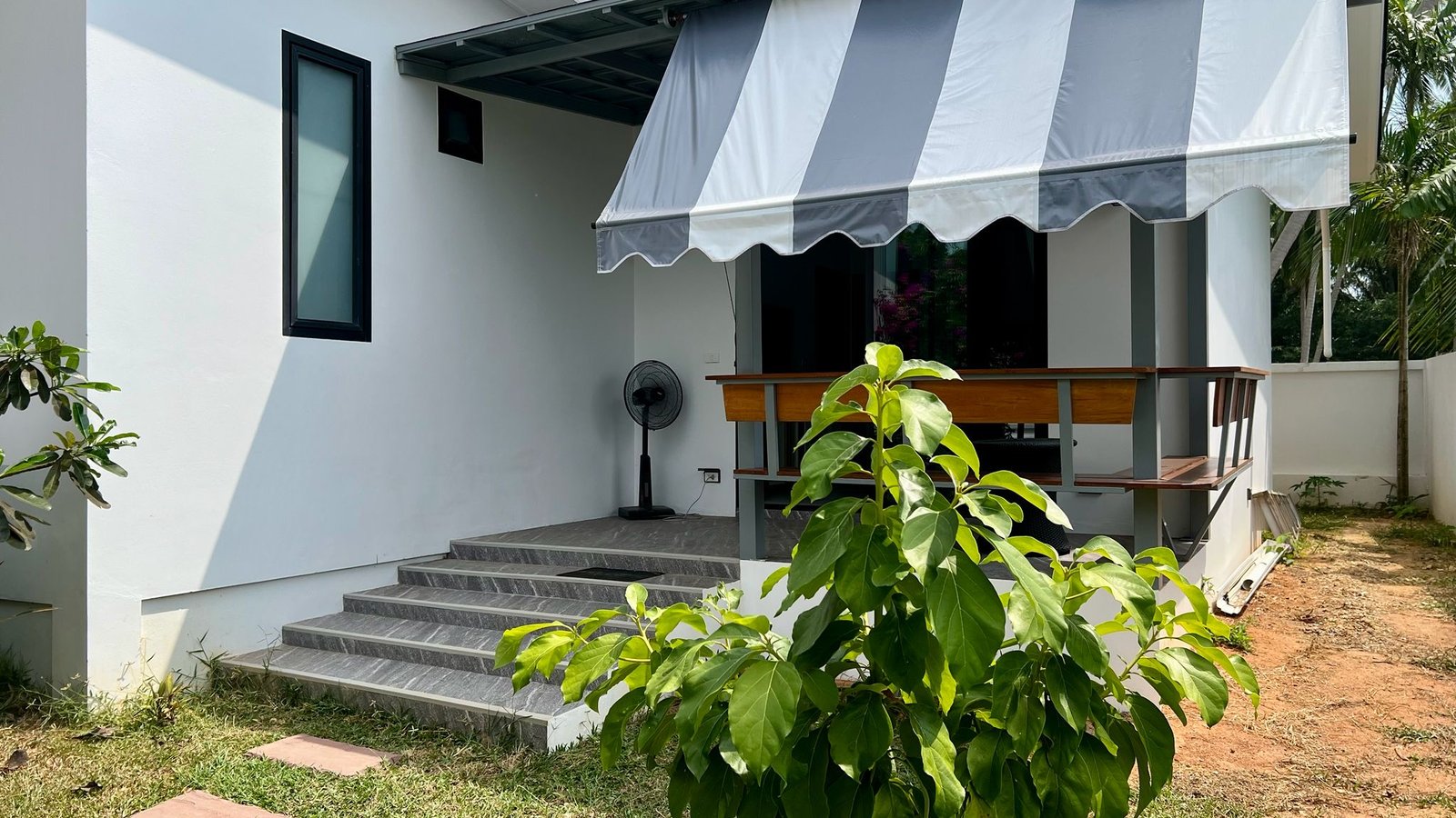 00da37ab-4595-496f-ae57-a097a27e2fa9