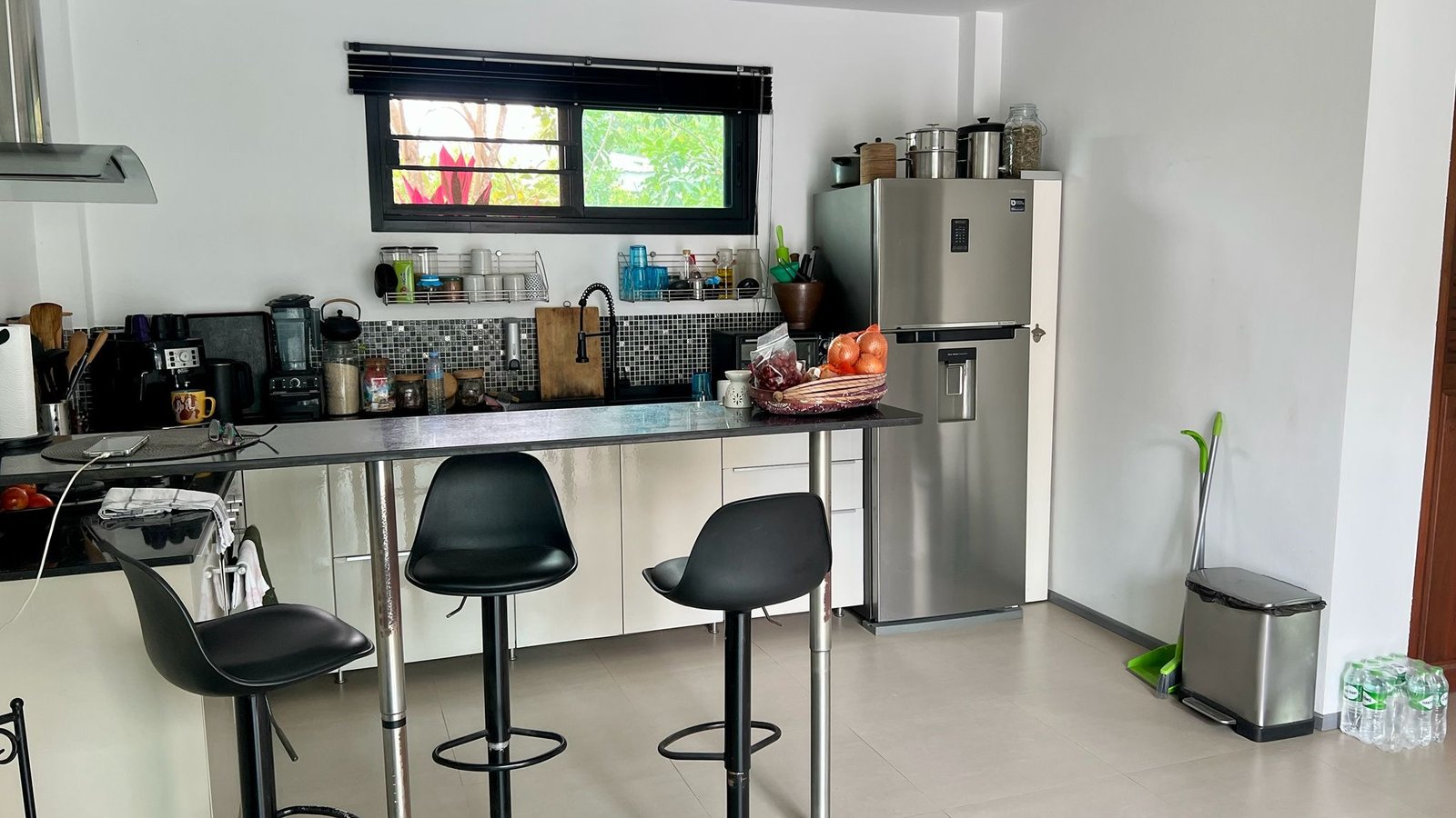 5f81ff31-e253-446b-a678-68603c635ac3