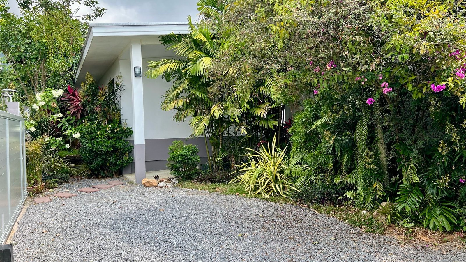 842dcf79-77cc-4f90-a7be-1052a222f6ee