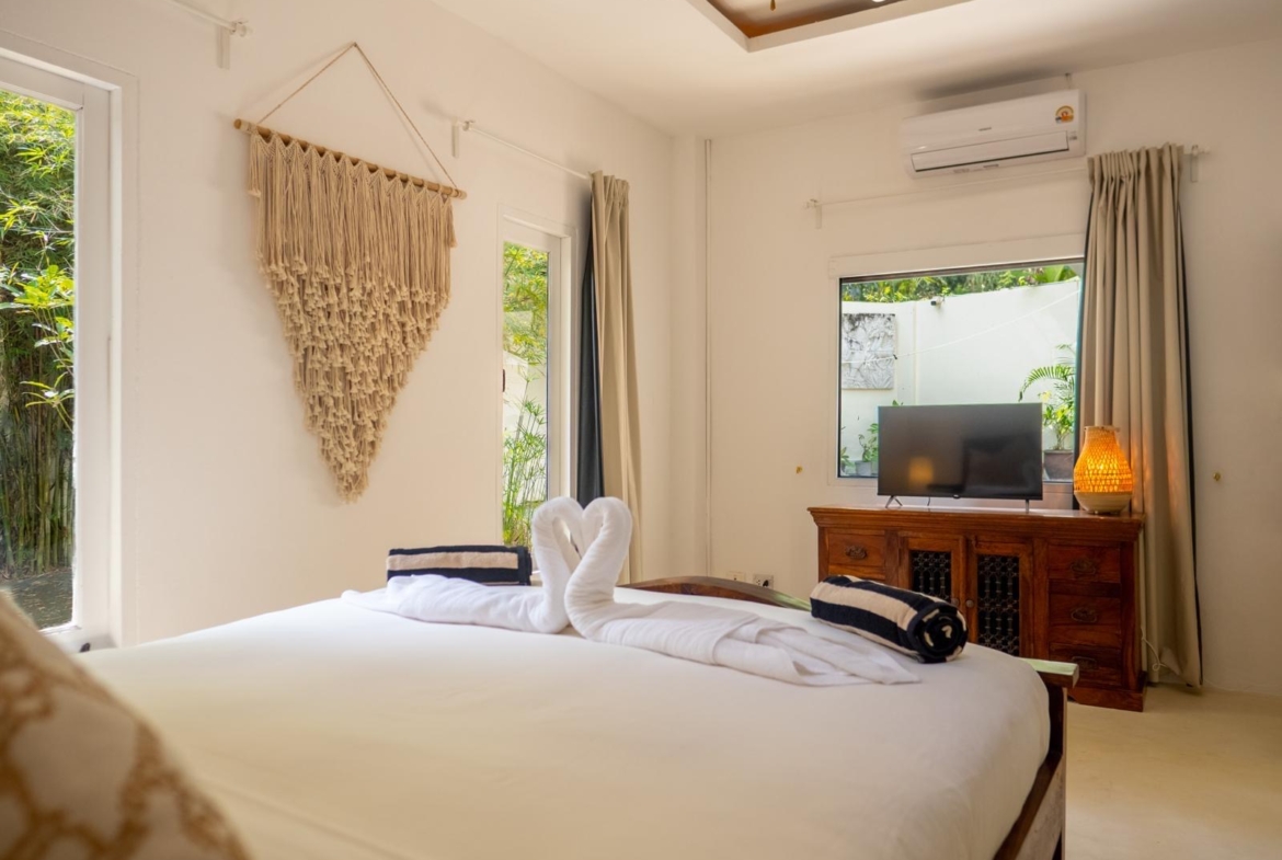 VILLA THAÏLANDAISE AUTHENTIQUE 5 CHAMBRES PISCINE — VUE MER — KOH SAMUI