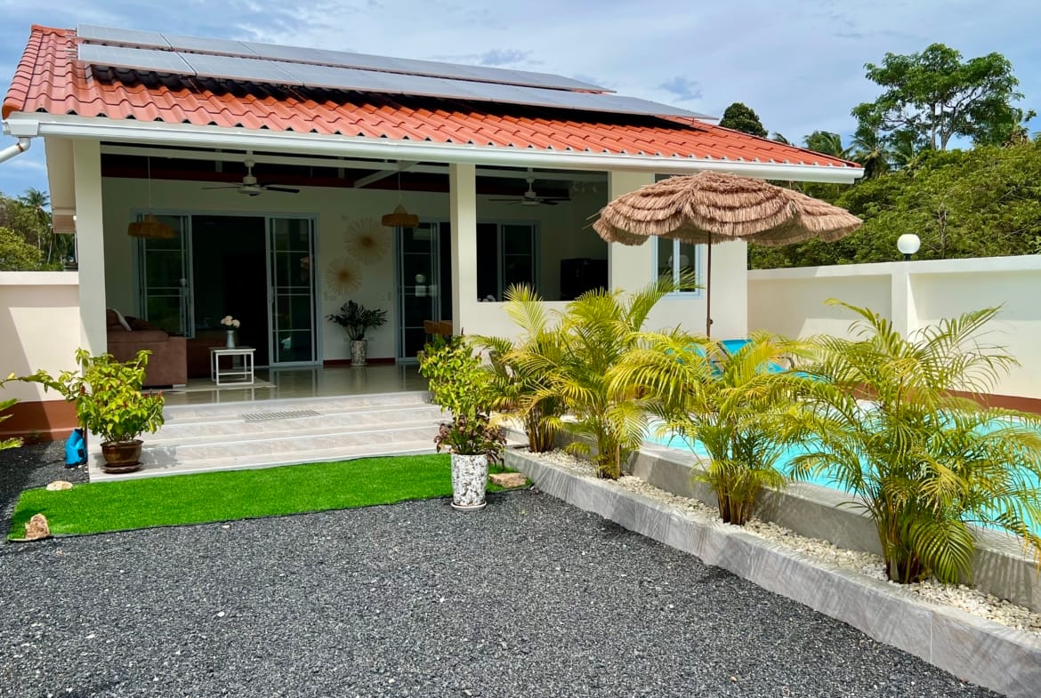 MAISON NEUVE 2 CHAMBRES ET PANNEAUX SOLAIRES À VENDRE – MAENAM SOI 4, KOH SAMUI