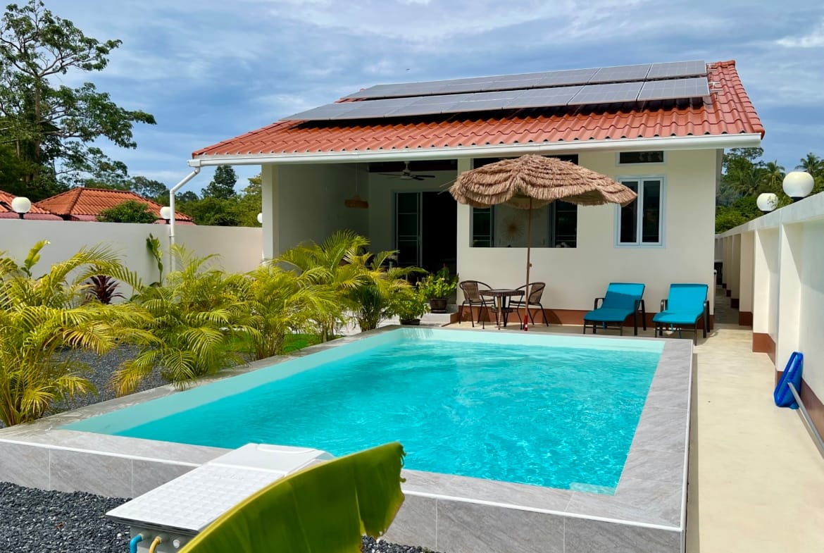 MAISON NEUVE 2 CHAMBRES ET PANNEAUX SOLAIRES À VENDRE – MAENAM SOI 4, KOH SAMUI