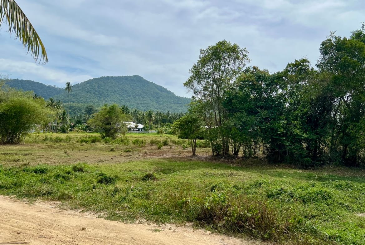 MAISON NEUVE 2 CHAMBRES ET PANNEAUX SOLAIRES À VENDRE – MAENAM SOI 4, KOH SAMUI